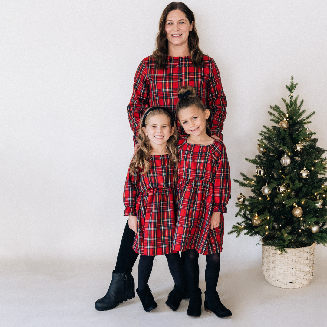 mommy and me holiday dresses Christmas Dresses, Mother Daughter Matching Dresses, Christmas Photoshoot, Formal Dresses, 1st Birthday Tutu Dress, Occasion Length of the dress and sleeves can be made as you wish Mommy & Me Dresses |